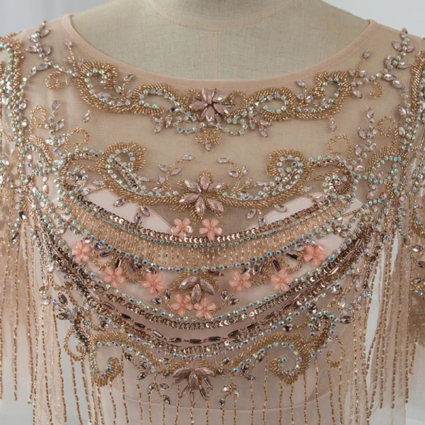 Haut de Gamme Champagne Transparentes Robe De Soirée Avec Châle 2019 Trompette / Sirène Encolure Dégagée Sans Manches Fait main Perlage Train De Balayage Volants Robe De Ceremonie