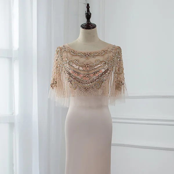 Haut de Gamme Champagne Transparentes Robe De Soirée Avec Châle 2019 Trompette / Sirène Encolure Dégagée Sans Manches Fait main Perlage Train De Balayage Volants Robe De Ceremonie