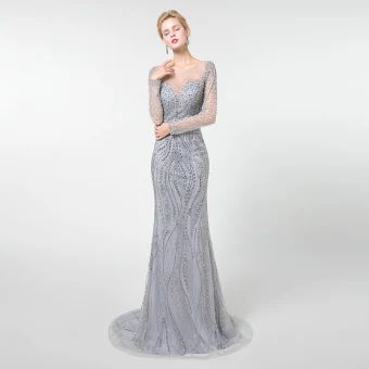 Haut De Gamme Gris Transparentes Robe De Soirée 2019 Trompette Sirène Encolure Dégagée Manches Longues Fait Main Perlage Train De Balayage Robe De Ceremonie