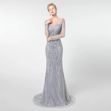 Haut De Gamme Gris Transparentes Robe De Soirée 2019 Trompette Sirène Encolure Dégagée Manches Longues Fait Main Perlage Train De Balayage Robe De Ceremonie