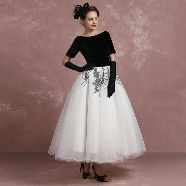 Vintage / Originale Noire Blanche Robe De Bal 2018 Robe Boule Encolure Carrée Manches Courtes Paillettes Longueur Cheville Dos Nu Robe De Ceremonie
