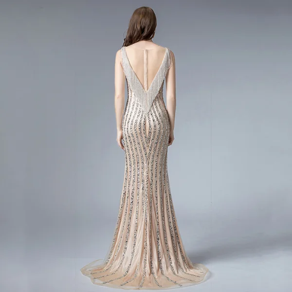 Haut de Gamme Champagne Transparentes Robe De Soirée 2019 Trompette / Sirène Encolure Carrée Sans Manches Paillettes Perlage Gland Train De Balayage Volants Robe De Ceremonie