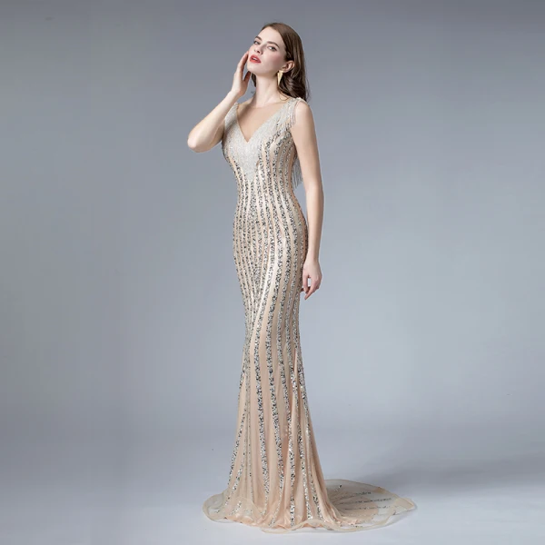 Haut de Gamme Champagne Transparentes Robe De Soirée 2019 Trompette / Sirène Encolure Carrée Sans Manches Paillettes Perlage Gland Train De Balayage Volants Robe De Ceremonie