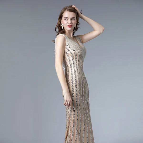 Haut de Gamme Champagne Transparentes Robe De Soirée 2019 Trompette / Sirène Encolure Carrée Sans Manches Paillettes Perlage Gland Train De Balayage Volants Robe De Ceremonie