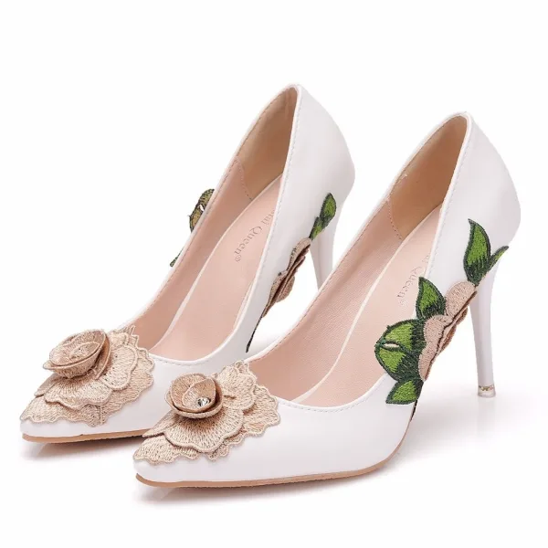 Fashion Beige Embroidered Prom Pumps High Heels 2025 9 cm Stiletto Heels Pointed Toe Pumps