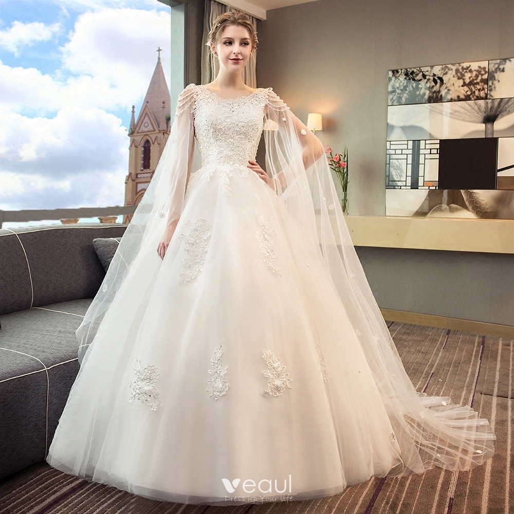 Discount Ivory Wedding Dresses 2018 Ball Gown Scoop Neck Sleeveless Backless Appliques Lace Beading Pearl Sequins Ruffle Watteau Train