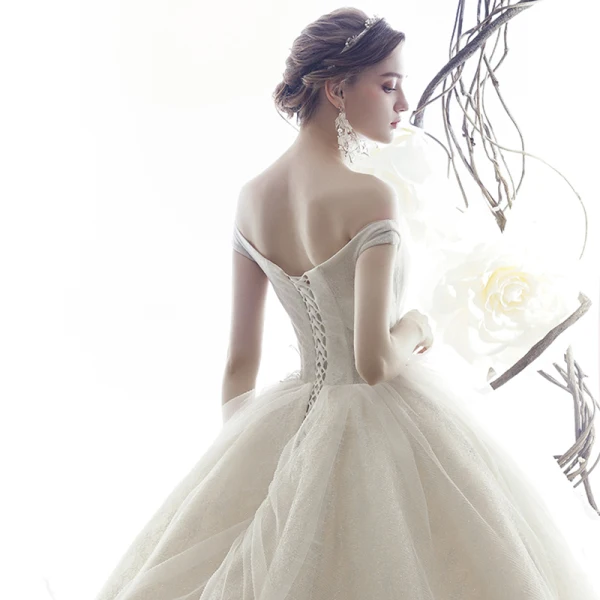 Meilleur Champagne Robe De Mariée 2019 Robe Boule De l'épaule Manches Courtes Dos Nu Glitter Tulle Cathedral Train Volants