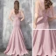 Élégant Rose Bonbon Robe De Soirée 2019 Trompette / Sirène Col v profond Manches Courtes Faux Diamant Perlage Train De Balayage Volants Dos Nu Robe De Ceremonie