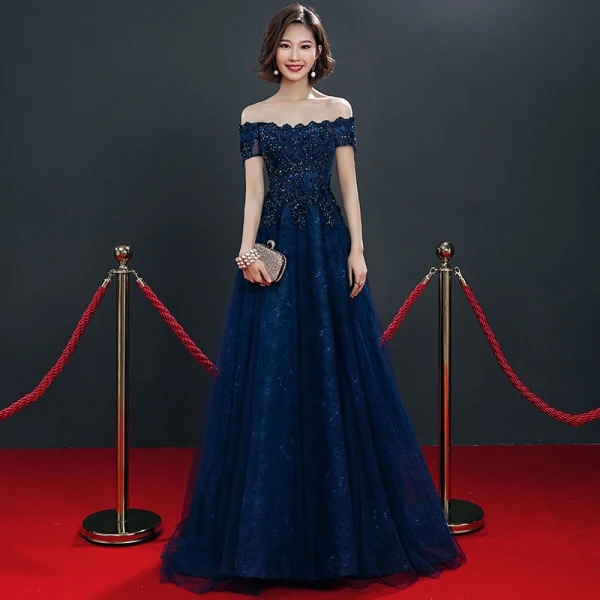 Chic / Belle Gris Bleu Marine Robe De Soirée 2019 Princesse De l'épaule Manches Courtes Appliques En Dentelle Perlage Train De Balayage Volants Dos Nu Robe De Ceremonie