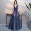 Abordable Bleu Marine Robe De Soirée 2019 Princesse V-Cou Sans Manches Ceinture Appliques En Dentelle Fleur Perlage Longue Volants Dos Nu Robe De Ceremonie