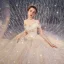 Scintillantes Champagne Robe De Mariée 2019 Robe Boule De l'épaule Manches Courtes Appliques En Dentelle Dos Nu Glitter Paillettes Tulle Chapel Train Volants