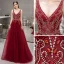 Élégant Bordeaux Robe De Soirée 2019 Princesse Col v profond Sans Manches Faux Diamant Perlage Train De Balayage Volants Dos Nu Robe De Ceremonie