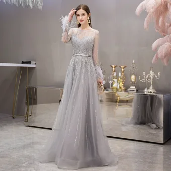 High End Grå Gjennomsiktig Selskapskjoler 2019 Prinsesse Firkantet Hals Langermede Fjær Rhinestone Beading Lange Buste Formelle Kjoler