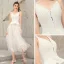 Chic / Belle Blanche Été de retour Robe De Graduation 2019 Princesse Bretelles Spaghetti Sans Manches Thé Longueur Volants Dos Nu Robe De Ceremonie