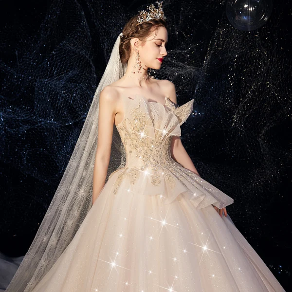 Beste Champagne Brudekjoler 2019 Ballkjole Fantastiske / Unike Kjæreste Uten Ermer Ryggløse Glitter Tyll Beading Paljetter Chapel Train Buste
