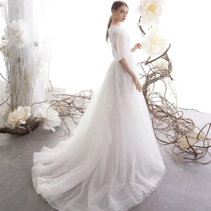 Illusion Ivoire Transparentes Jardin Extérieur Robe De Mariée 2019 Princesse Encolure Carrée 1 2 Manches Dos Nu Appliques En Dentelle Perlage Train De Balayage Volants