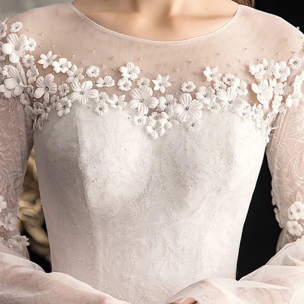 Eleganckie Kość Słoniowa Przezroczyste Ogród / Outdoor Suknie Ślubne 2019 Princessa Wycięciem Rękawy z dzwoneczkami Cekinami Tiulowe Aplikacje Kwiat Frezowanie Trenem Sąd Wzburzyć