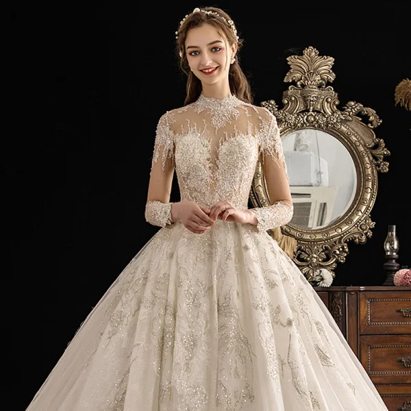 High End Ivory / Creme Durchsichtige Brautkleider / Hochzeitskleider 2019 Ballkleid Stehkragen 3/4 Ärmel Glanz Tülle Handgefertigt Perlenstickerei Pailletten Kathedrale Schleppe Rüschen