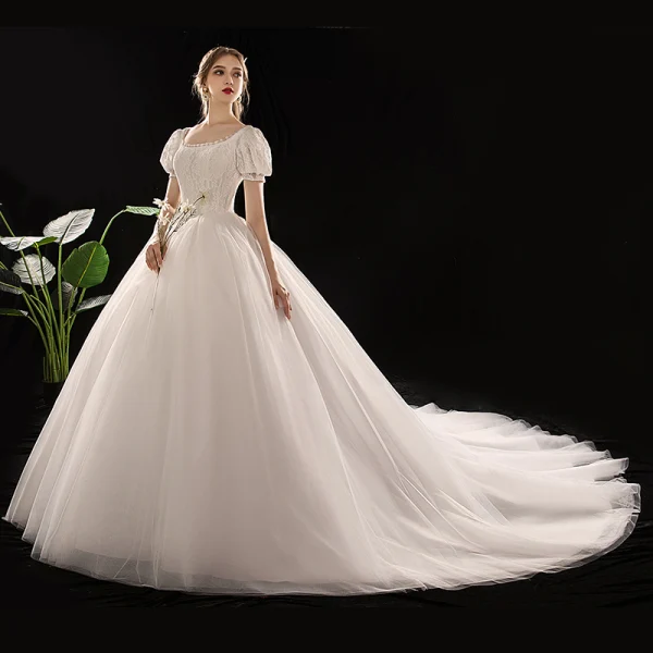 Vintage / Retro Ivory Wedding Dresses 2019 Princess Scoop Neck Puffy Short Sleeve Backless Chapel Train Ruffle