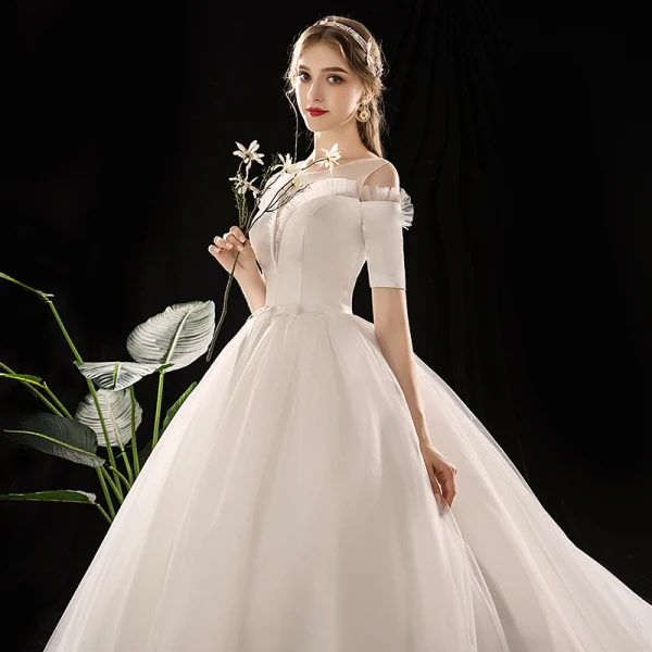 Schlicht Ivory / Creme Durchsichtige Brautkleider / Hochzeitskleider 2019 Ballkleid Eckiger Ausschnitt 1/2 Ärmel Rückenfreies Stoffgürtel Kathedrale Schleppe Rüschen