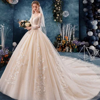 Élégant Transparentes Champagne Robe De Mariée 2019 Robe Boule Encolure Carrée Manches Longues Dos Nu Appliques En Dentelle Perlage Cathedral Train Volants