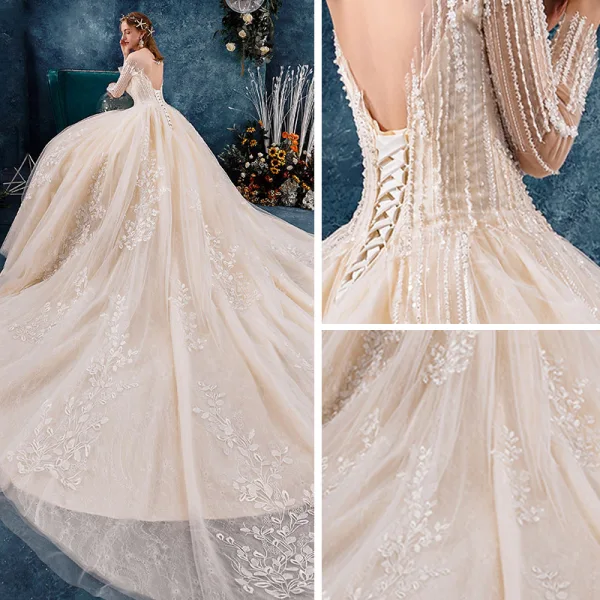 Elegante Doorzichtige Champagne Trouwjurken 2019 Baljurk Vierkante Halslijn Lange Mouwen Ruglooze Appliques Kant Kralen Cathedral Train Ruche