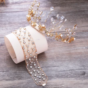 Schöne Gold Diadem Ohrringe Halskette Brautschmuck 2019 Metall Kristall Perle Strass Hochzeit Brautaccessoires