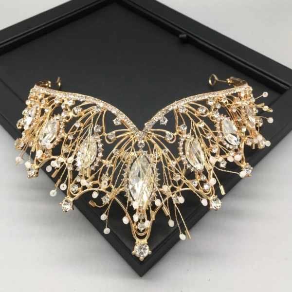 Fine Gull Tiara Halskjede Øredobber Brudesmykker 2019 Metall Beading Rhinestone Bryllup Tilbehør