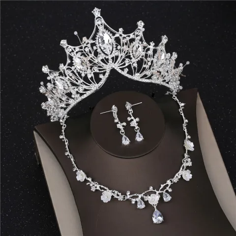 Fine Sølv Brudesmykker 2019 Metall Rhinestone Beading Øredobber Halskjede Tiara Bryllup Tilbehør