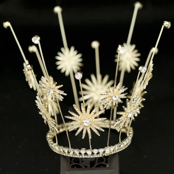 Fine Gull Har Tilbehor 2019 Metall Blomst Tiara Beading Perle Rhinestone Bryllup Tilbehør