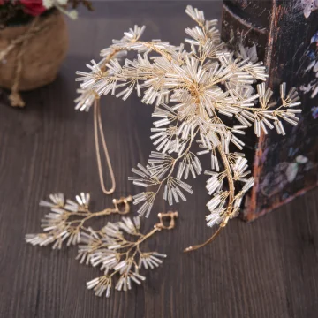 Mooie Prachtige Goud Bruidssieraden 2019 Kralen Metaal Oorbellen Haaraccessoires Accessoires