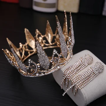Snygga Fina Guld Brudsmycken 2019 Metall Rhinestone Tiara Tassel Örhängen Bröllop Tillbehör