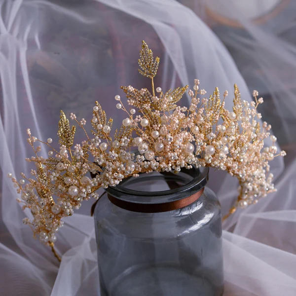 Snygga / Fina Guld Brud Huvudbonad 2019 Metall Handgjort Beading Pärla Rhinestone Tiara Bröllop Tillbehör