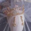 Snygga / Fina Guld Brud Huvudbonad 2019 Metall Blad Örhängen Tiara Kristall Rhinestone Bröllop Tillbehör