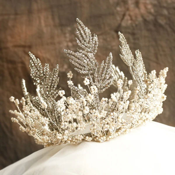 Luksusowe Złote Ozdoby Do Włosów Ślubne 2019 Stop Frezowanie Rhinestone Tiara Ślub Akcesoria