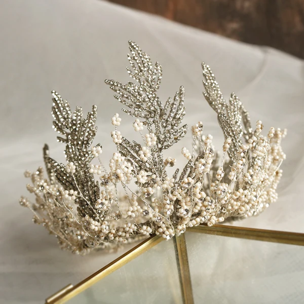 Luksusowe Złote Ozdoby Do Włosów Ślubne 2019 Stop Frezowanie Rhinestone Tiara Ślub Akcesoria