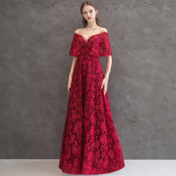 Best Burgundy See through Evening Dresses 2019 A Line Princess Scoop Neck Short Sleeve Appliques Lace