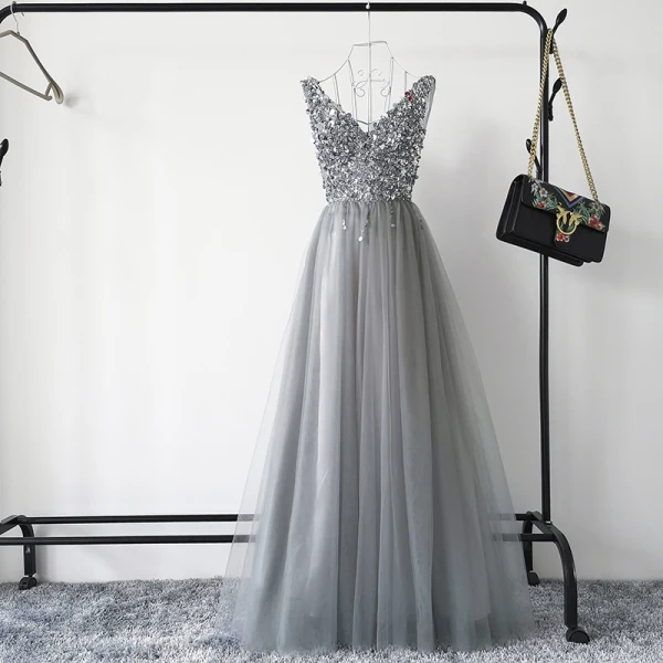 Sexig Grå Balklänningar 2019 Prinsessa Djup v-hals Ärmlös Paljetter Beading Långa Ruffle Halterneck Formella Klänningar