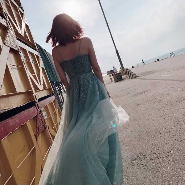 Élégant Sexy Océan Bleu Robe De Soirée 2019 Princesse Bretelles Spaghetti Sans Manches Faux Diamant Longue Volants Dos Nu Robe De Ceremonie