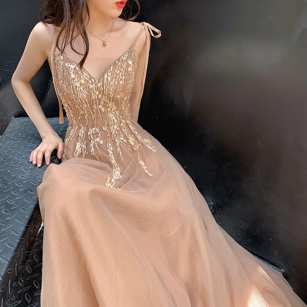 Sexy Kaki Robe De Soirée 2019 Princesse Bretelles Spaghetti Sans Manches Appliques En Dentelle Perlage Tribunal Train Volants Dos Nu Robe De Ceremonie