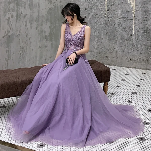 Illusion Lavande Robe De Soirée 2019 Princesse Col v profond Appliques En Dentelle Perlage Longue Volants Dos Nu Robe De Ceremonie