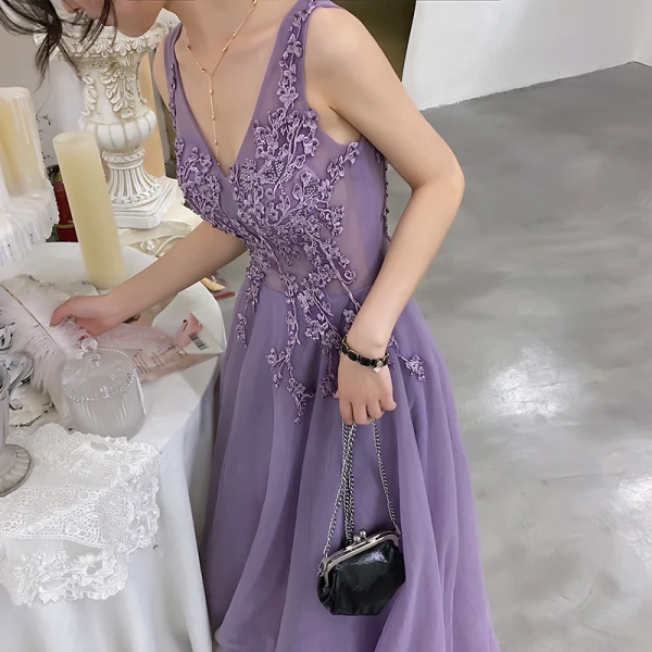 Illusion Lavande Robe De Soirée 2019 Princesse Col v profond Appliques En Dentelle Perlage Longue Volants Dos Nu Robe De Ceremonie
