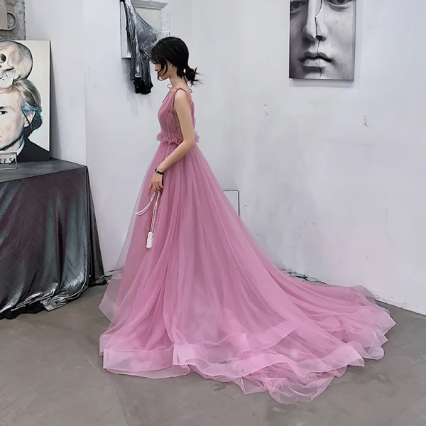 Charmant Pink Abendkleider 2019 A Linie Tiefer V-Ausschnitt Ärmellos Hof-Schleppe Rüschen Rückenfreies Festliche Kleider