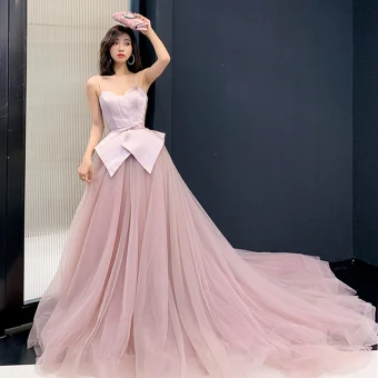 Charmant Rougissant Rose Robe De Soirée 2019 Princesse Bretelles Spaghetti Sans Manches Noeud Ceinture Tribunal Train Volants Dos Nu Robe De Ceremonie