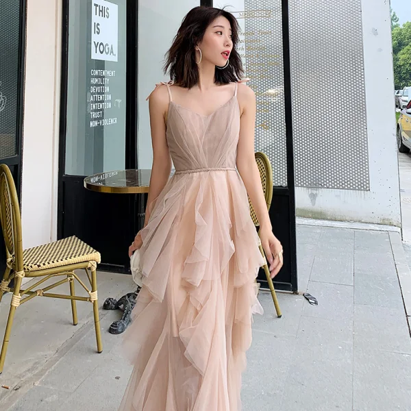 Abordable Kaki Robe De Soirée 2019 Princesse Bretelles Spaghetti Sans Manches Ceinture Longue Volants en Cascade Dos Nu Robe De Ceremonie