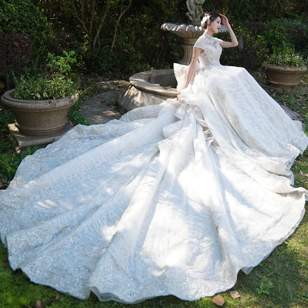 Vintage / Retro Luxury / Gorgeous See-through Champagne Wedding Dresses 2019 A-Line / Princess High Neck Short Sleeve Beading Appliques Lace Glitter Tulle Cathedral Train Ruffle