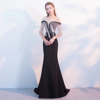 Sexy Noire Robe De Soirée 2018 Trompette Sirène Encolure Dégagée Mancherons Cristal Gland Bustier Perlage Perle Train De Balayage Dos Nu Robe De Ceremonie
