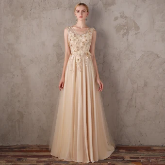 Élégant Doré Robe De Soirée 2018 Princesse V Cou Sans Manches Appliques Fleur Faux Diamant Train De Balayage Volants Dos Nu Robe De Ceremonie