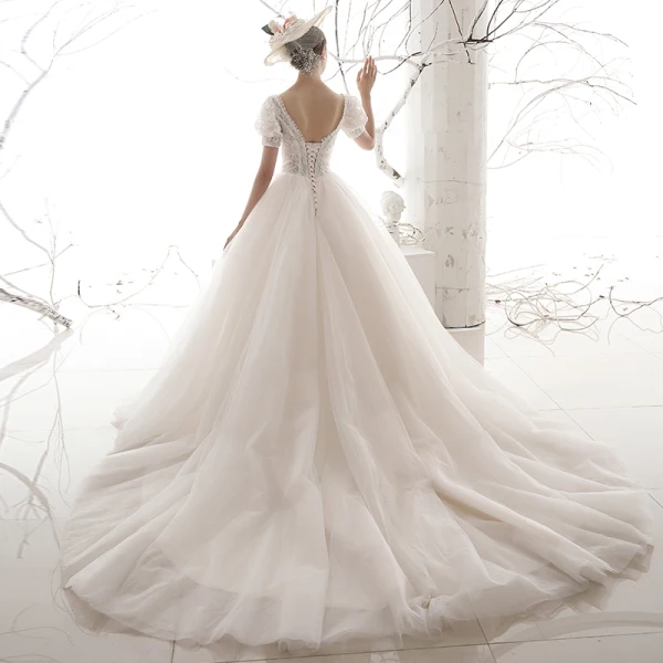 Victorian Style Vintage / Retro Ivory Lace Wedding Dresses 2019 A-Line / Princess Scoop Neck Puffy Short Sleeve Backless Chapel Train Ruffle