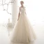 Style Victorien Abordable Jardin / Extérieur Champagne Transparentes Robe De Mariée 2019 Princesse Encolure Dégagée Gonflée Manches Courtes Dos Nu Tachetée Tulle Longue Volants